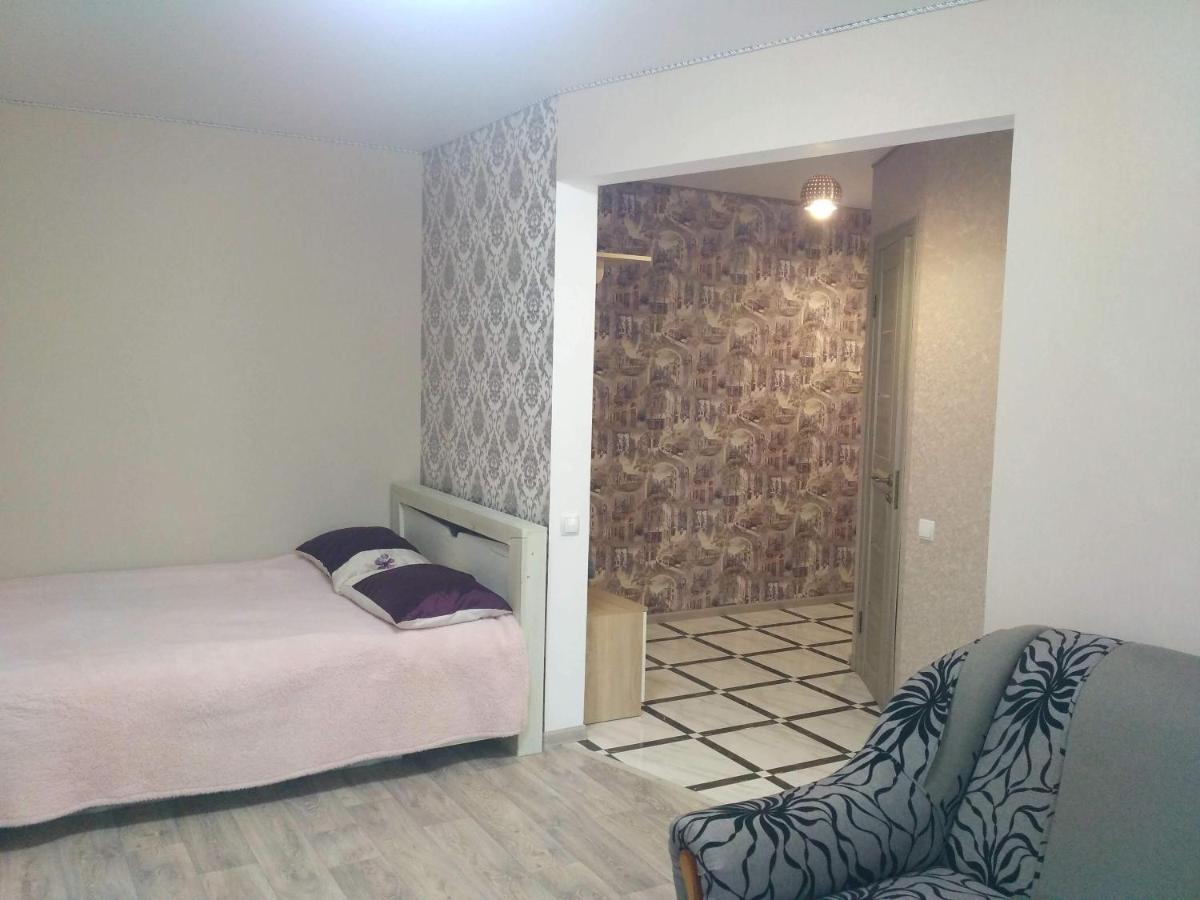Подобово Квартира В Центрі Міста Konotop Eksteriør billede