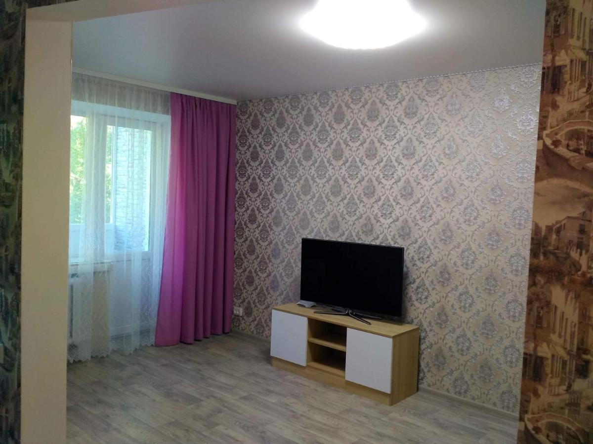 Подобово Квартира В Центрі Міста Konotop Eksteriør billede